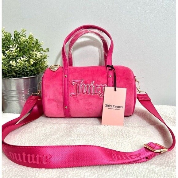 Out of stock Queen Of Everything Pink Velour Mini Barrel Purse Crossbody bag - Picture 3 of 9